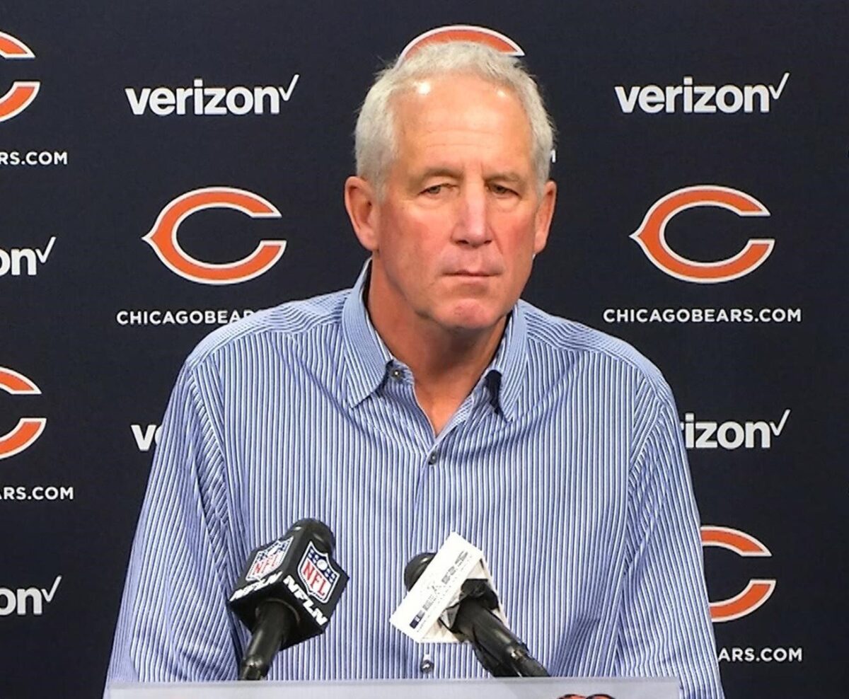 Depois de tr&ecirc;s temporadas negativas, John Fox &eacute; dispensado pelos Bears