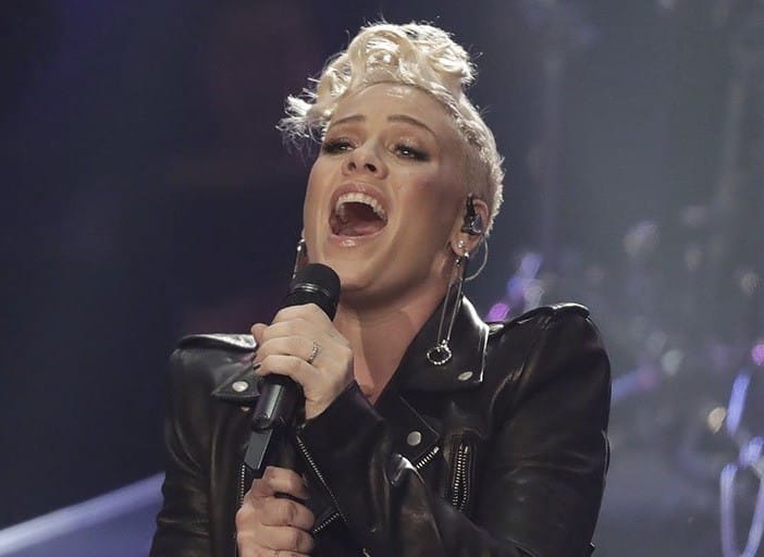 P!NK vai cantar o hino dos Estados Unidos no Super Bowl LII