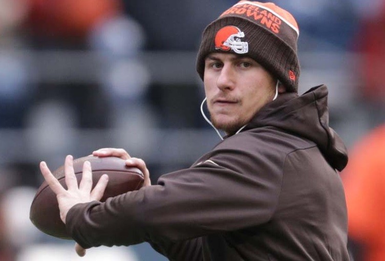 Johnny Manziel revela bipolaridade e garante que est&aacute; trabalhando para voltar ao futebol americano