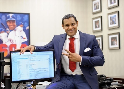 Sammy Sosa volta a negar ter utilizado subst&acirc;ncia para melhoria de desempenho