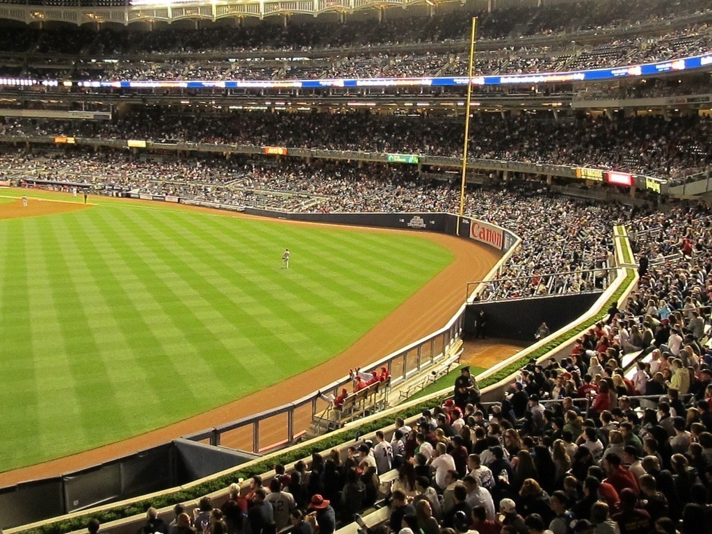 warning track campo do beisebol
