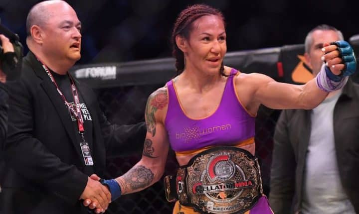 Cris Cyborg &ndash; Not&iacute;cias, estat&iacute;sticas e sal&aacute;rio