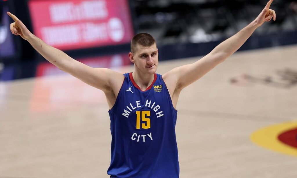 Nikola Jokic &eacute; eleito MVP da NBA 2020/21