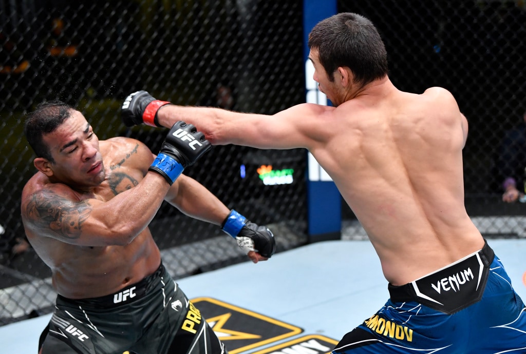 Shavkat Rakhmonov x Michel &lsquo;Trator&rsquo; &ndash; Resultado, destaque e rea&ccedil;&atilde;o