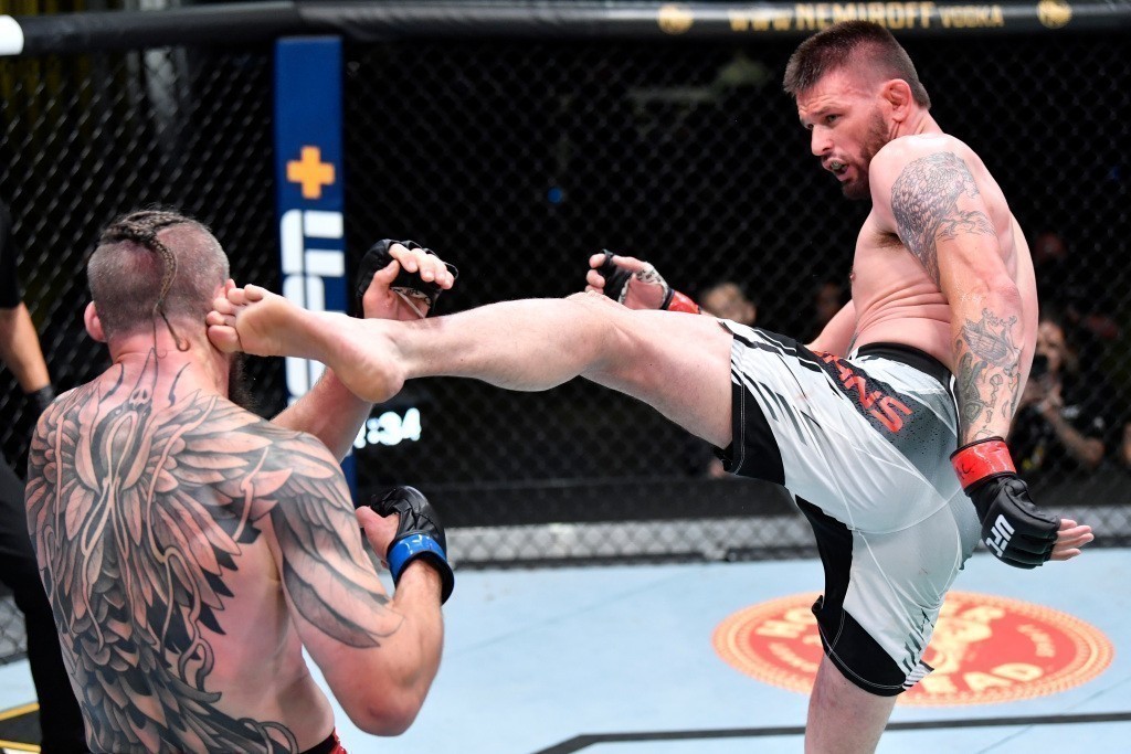Nicolas Dalby x Tim Means &ndash; Resultado, destaque e rea&ccedil;&atilde;o