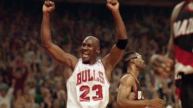 Michael Jordan &ndash; Not&iacute;cias, estat&iacute;sticas e sal&aacute;rio