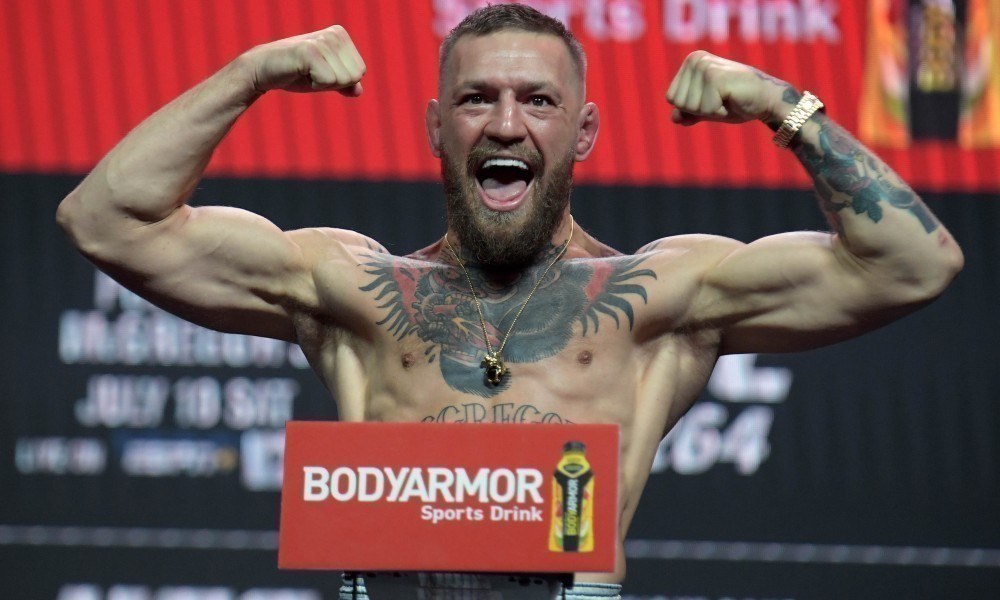 Conor McGregor afirma que lutar&aacute; pelo t&iacute;tulo em seu retorno em 2022