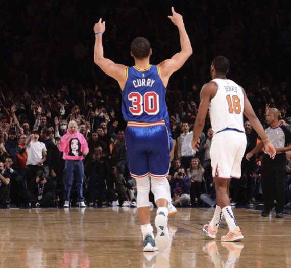 Chris Rock, Alicia Keyes, Spike Lee e Gabriel, do Corinthians: confira os famosos presentes no MSG para ver recorde de Curry