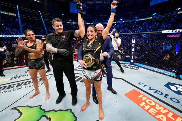 Amanda Nunes x Julianna Pe&ntilde;a como aconteceu &ndash; Resultado, destaque e rea&ccedil;&atilde;o