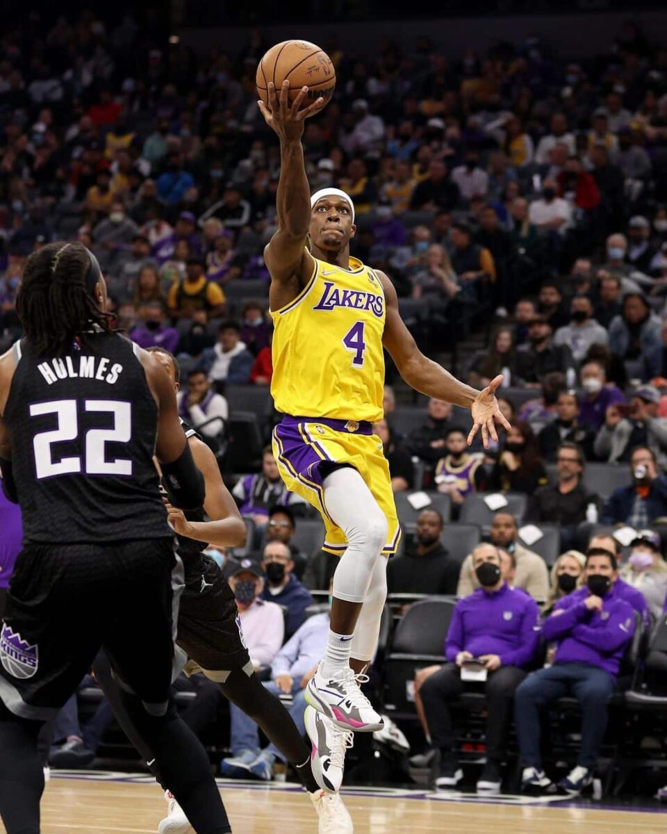 Cleveland Cavaliers recebe Rajon Rondo