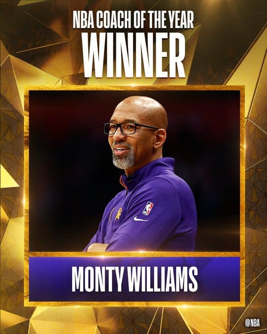Monty Williams recebe o pr&ecirc;mio de t&eacute;cnico do ano