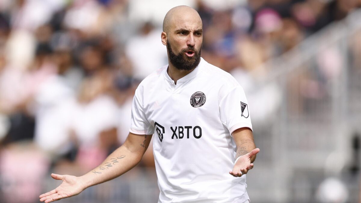 Gonzalo Higua&iacute;n &ndash; Not&iacute;cias, estat&iacute;sticas e sal&aacute;rio