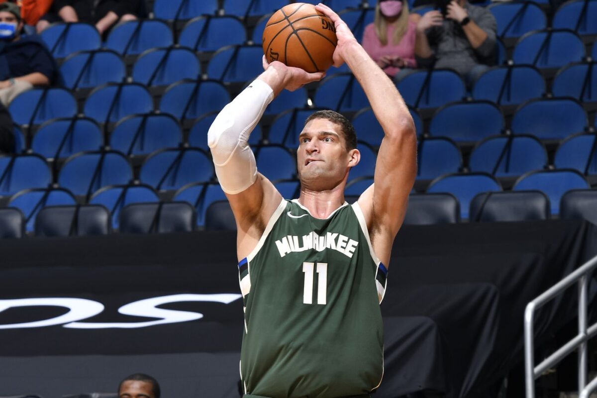 Brook Lopez na briga pelo pr&ecirc;mio de melhor defensor da NBA