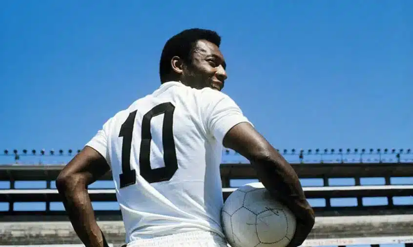 Clubes da MLS prestam homenagem a Pel&eacute;