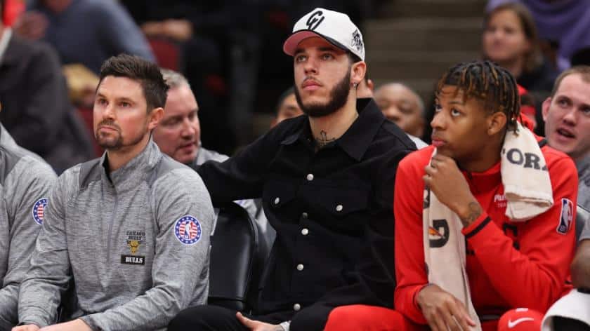 Bulls n&atilde;o garantem retorno de Lonzo Ball