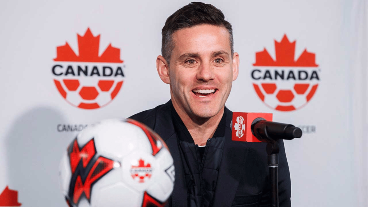 T&eacute;cnico da Sele&ccedil;&atilde;o Canadense deseja seguir no ciclo de 2026