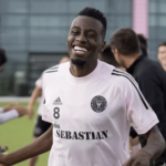 O campe&atilde;o da Copa do Mundo Blaise Matuidi anuncia aposentadoria do futebol