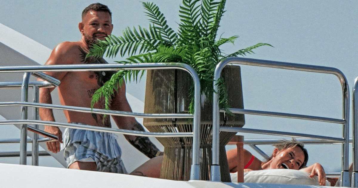 Conor McGregor acusado de agredir mulher em Ibiza