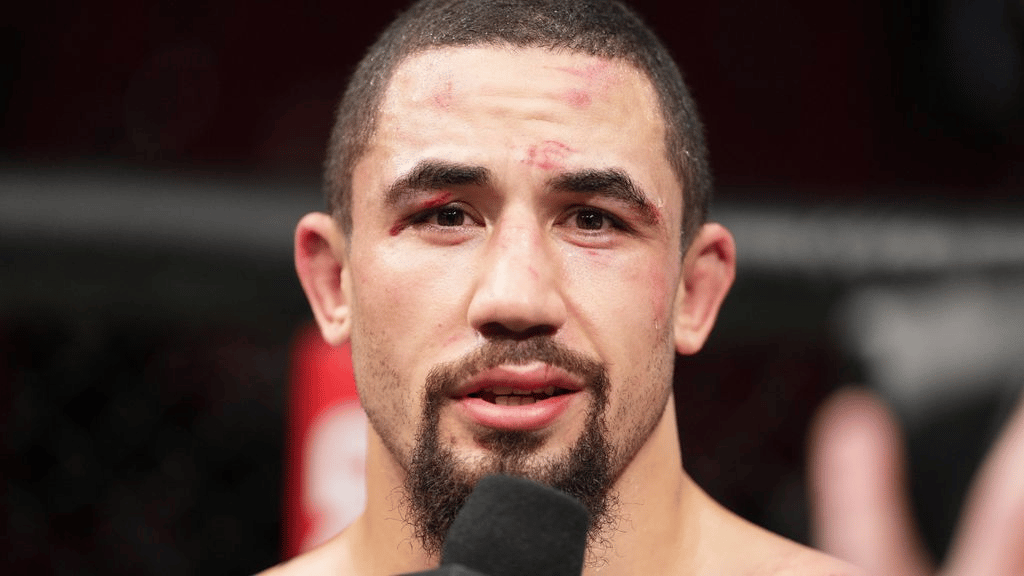 Whittaker acredita que o caminho para vit&oacute;ria de Jon Jones &eacute; no ch&atilde;o