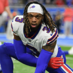 NFL: astro supera parada card&iacute;aca e recebe homenagem do p&uacute;blico em retorno