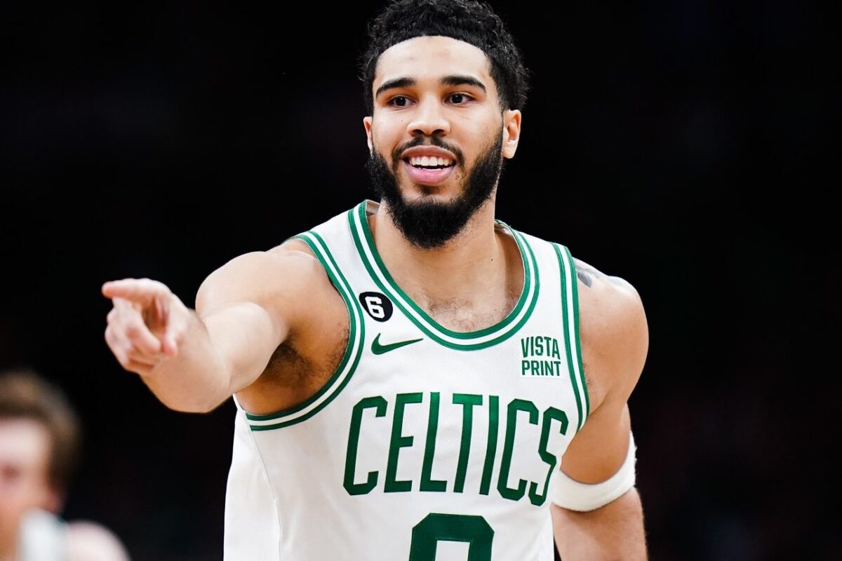 NBA: &lsquo;Sou um dos melhores do mundo&rsquo;, diz Tatum ap&oacute;s salvar Celtics