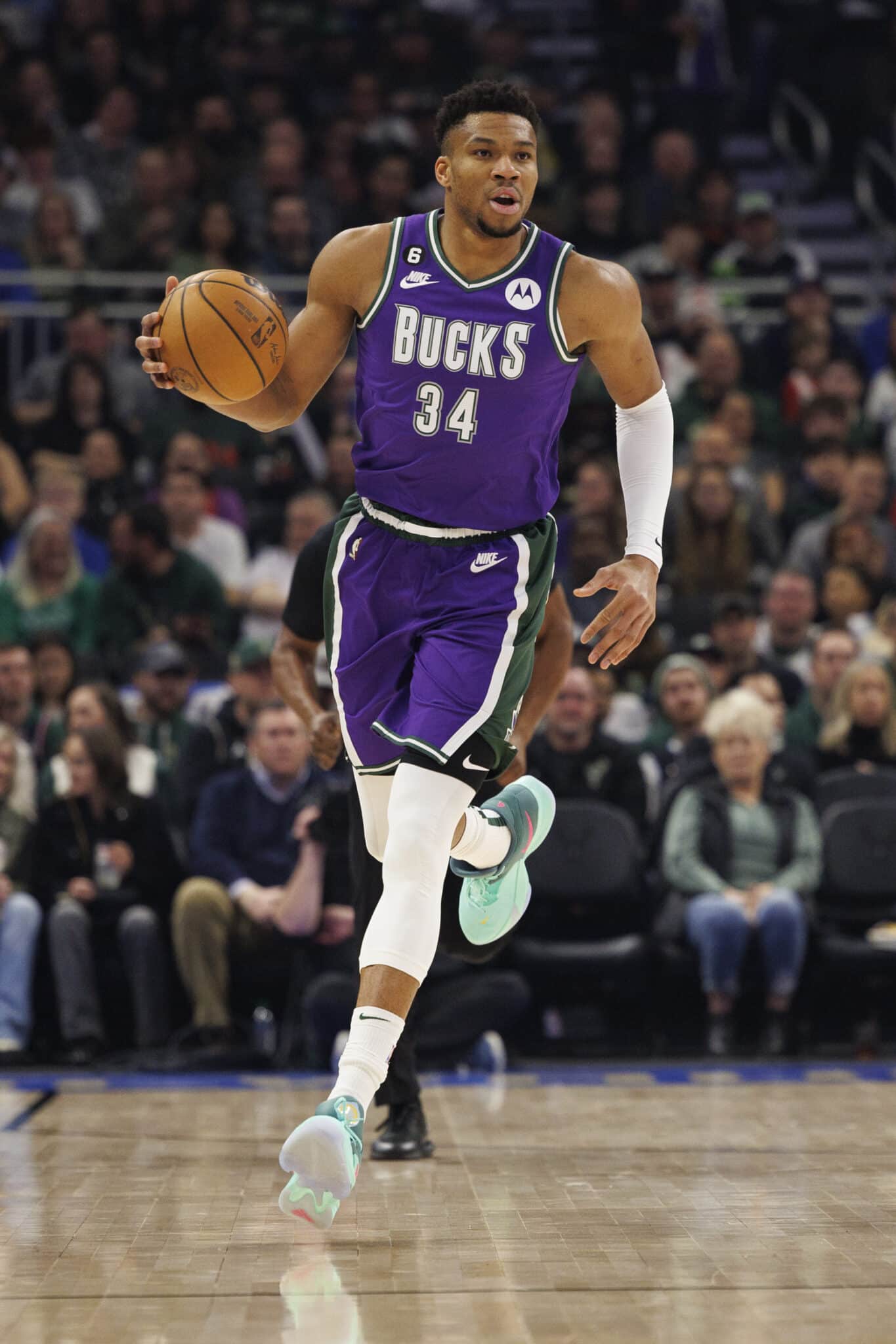 Giannis Antetokounmpo, do Milwaukee Bucks