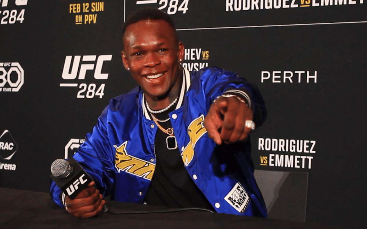 Israel Adesanya sobre revanche com Alex Pereira: &ldquo;vou dizer menos e fazer mais&rdquo;
