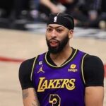 NBA: mesmo lesionado, Anthony Davis lidera Lakers em vit&oacute;ria sobre Wolves