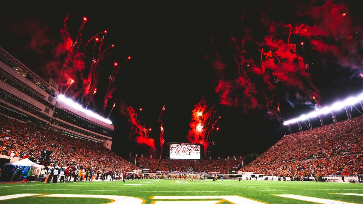 Festa insana e &lsquo;Morumbi lotado&rsquo;: o que filho de Belfort viver&aacute; no College