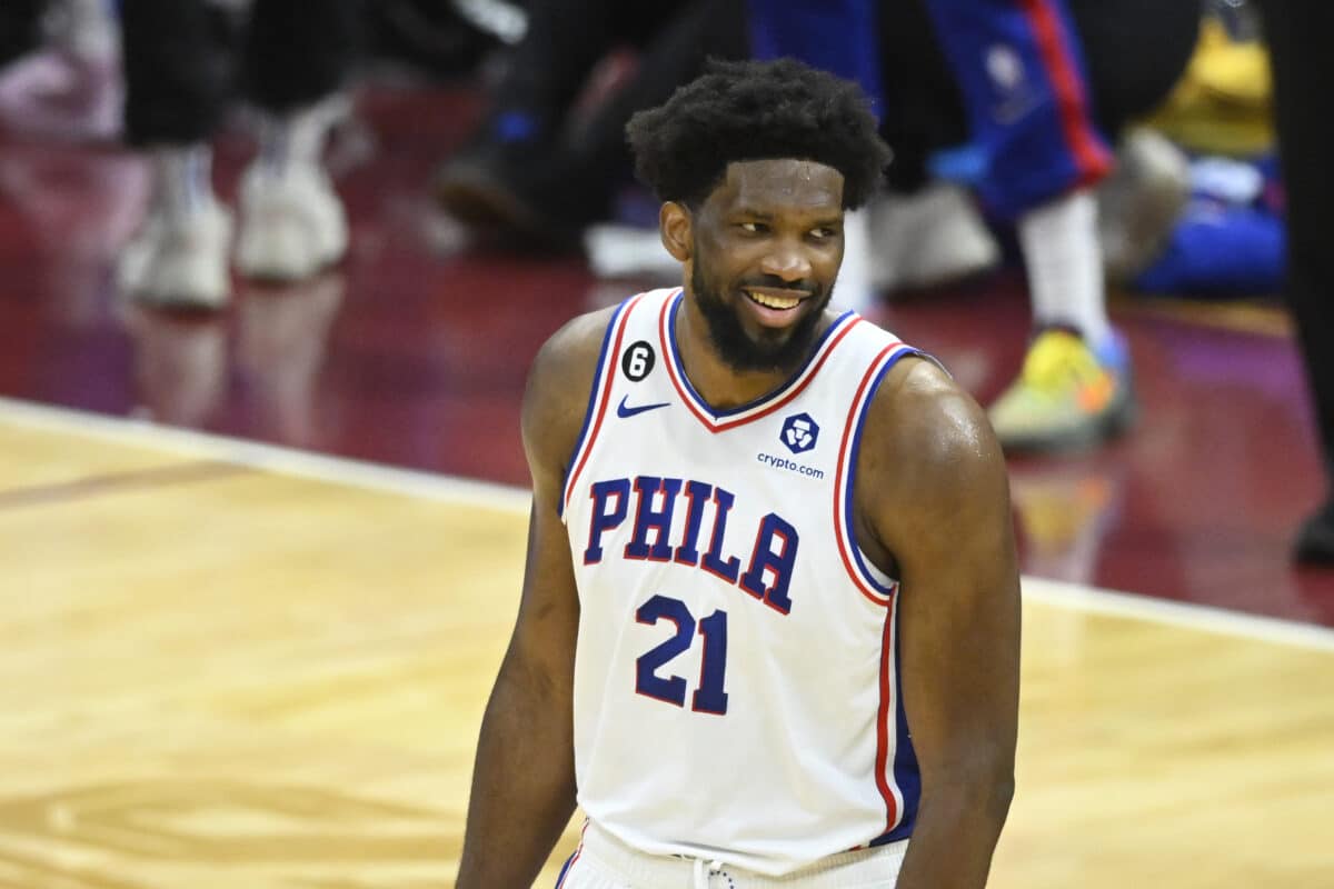 Embiid vive melhor momento na NBA e entrega segredo: &lsquo;Serei o cara mau&rsquo;
