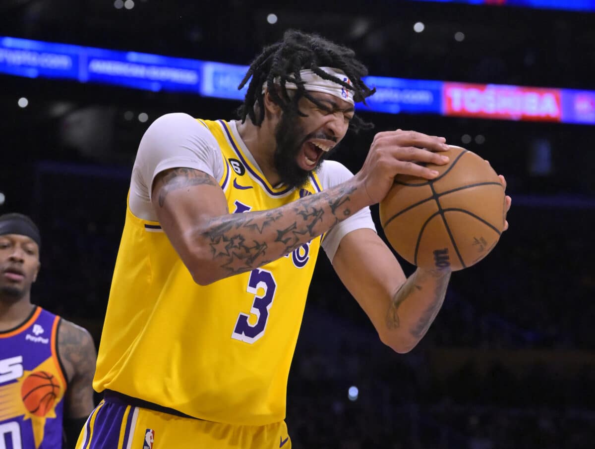 NBA: Davis faz 27 pontos e quebra jejum dos Lakers contra Suns