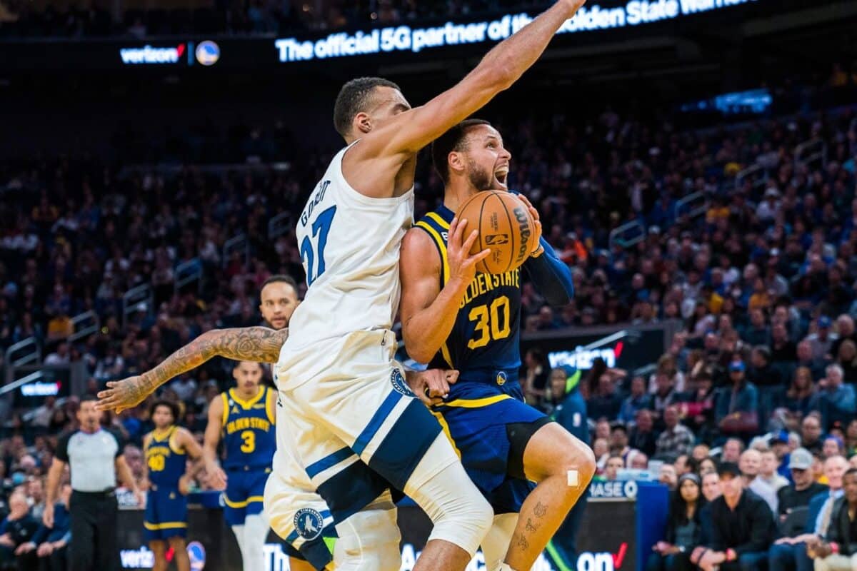 NBA: Warriors se atrapalham e perdem para os Wolves