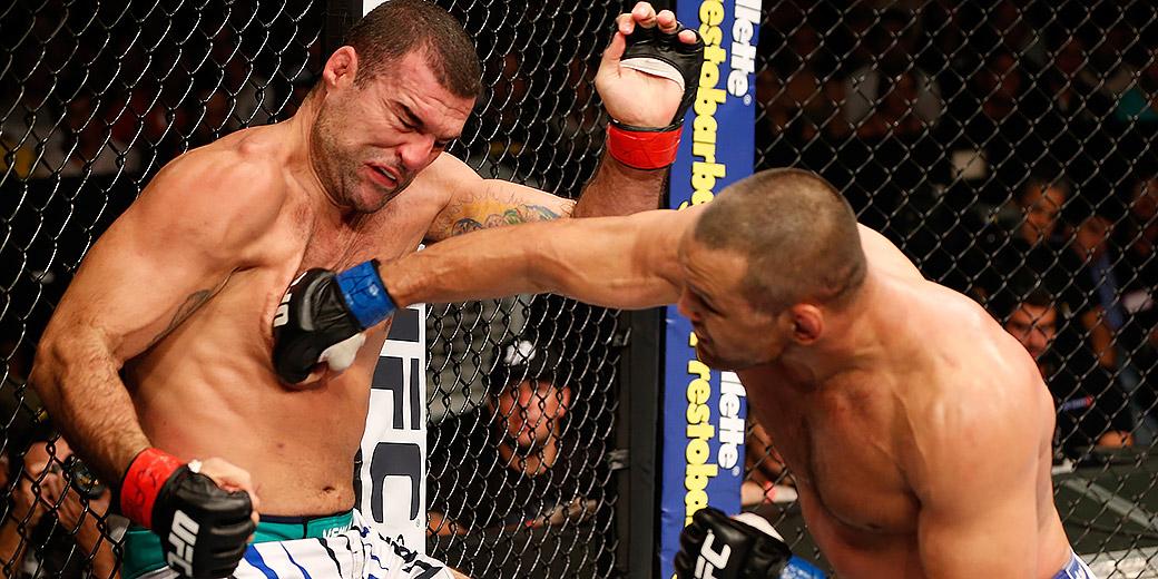 Mauricio Shogun fez guerra com Dan Henderson no UFC 139. Foto: Reprodu&ccedil;&atilde;o/Twitter @UFCEurope