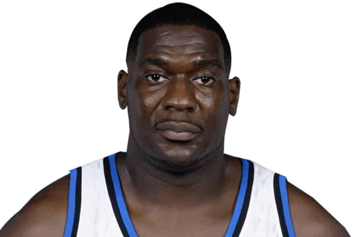 Ex-jogador da NBA, Shawn Kemp &eacute; preso por crime com arma