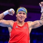 Boxe: Bia Ferreira faz hist&oacute;ria e conquista bicampeonato mundial