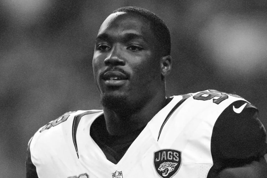 Luto na NFL: a como&ccedil;&atilde;o com a morte de ex-jogador aos 31 anos