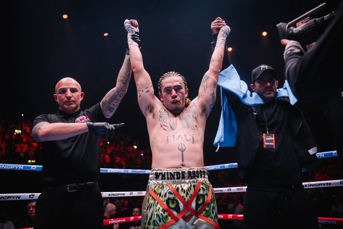 Whindersson Nunes choca com revela&ccedil;&atilde;o sobre dinheiro recebido no boxe