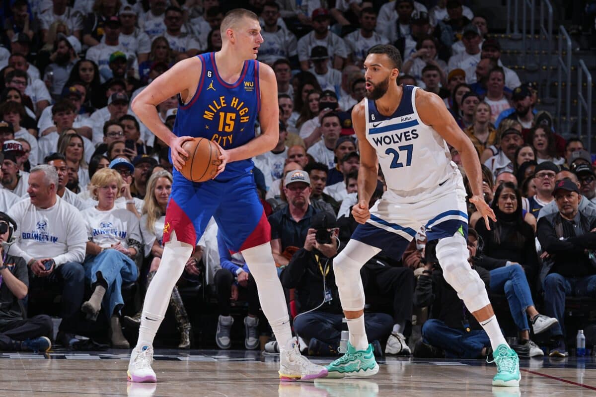 NBA Playoffs: Nuggets d&atilde;o aula de basquete e superam Wolves sem esfor&ccedil;o