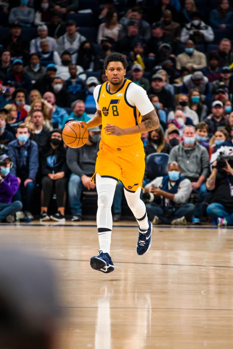 Mercado NBA: Lakers continuam ativos e miram em refor&ccedil;o veterano