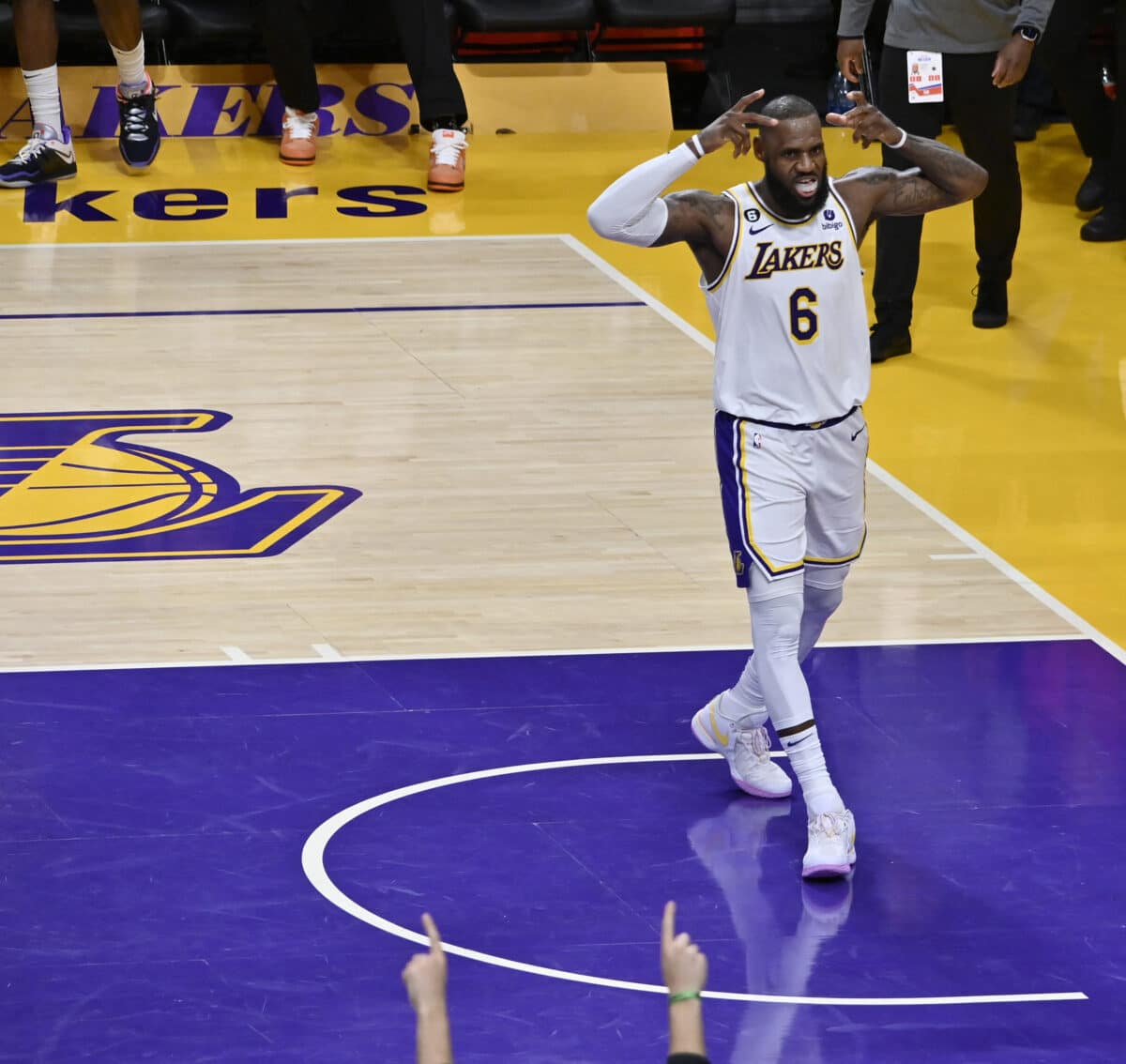NBA: play-in come&ccedil;a nesta ter&ccedil;a (11) com Lakers x Wolves; saiba onde assistir