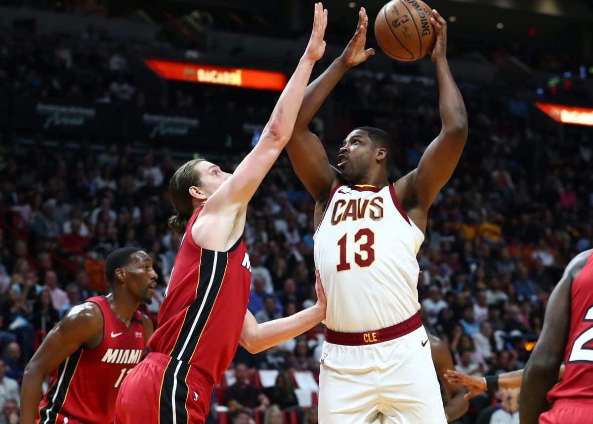 NBA: Lakers fecham com dois refor&ccedil;os para disputa do play-in