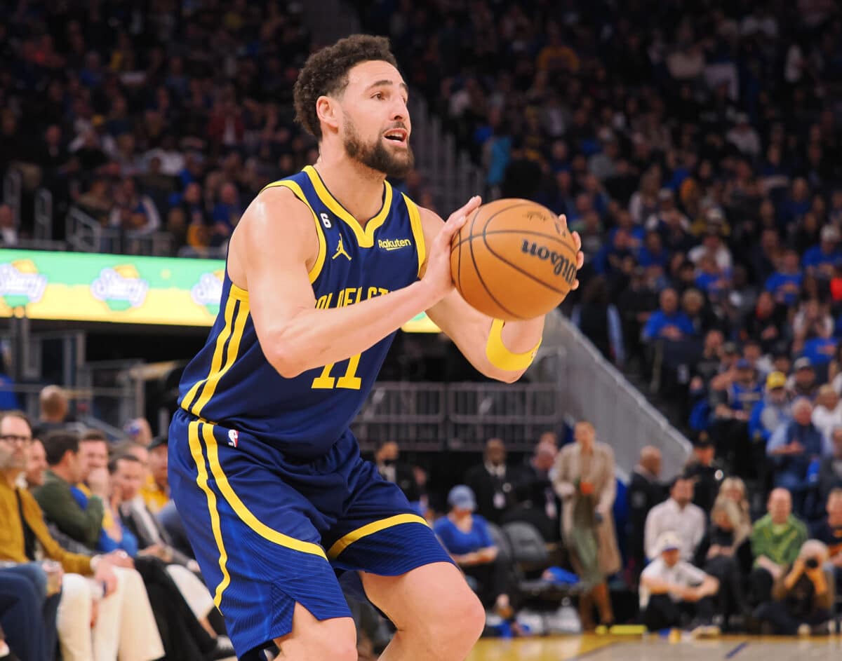 NBA: Warriors perdem no &uacute;ltimo lance com erro de Klay Thompson