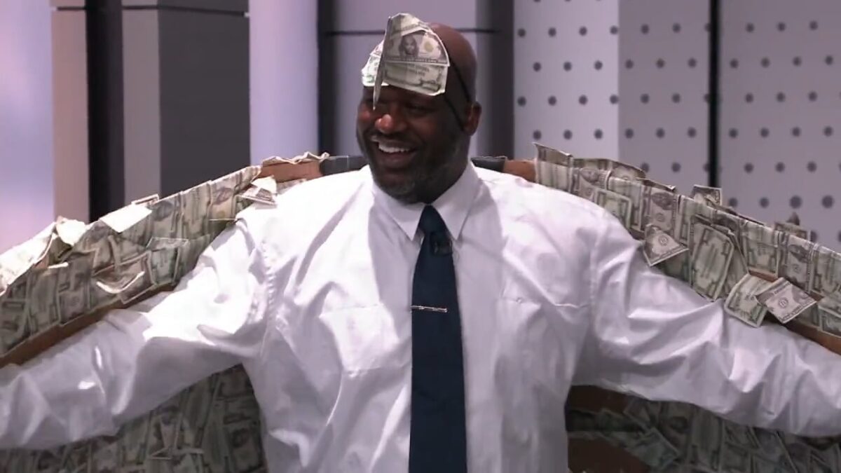 NBA: Shaquille O&rsquo;Neal se veste de falc&atilde;o para zoar Boston Celtics