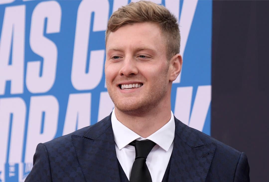 NFL Draft: QB &lsquo;ignorado&rsquo; finalmente &eacute; chamado; veja escolhas da 2&ordf; rodada