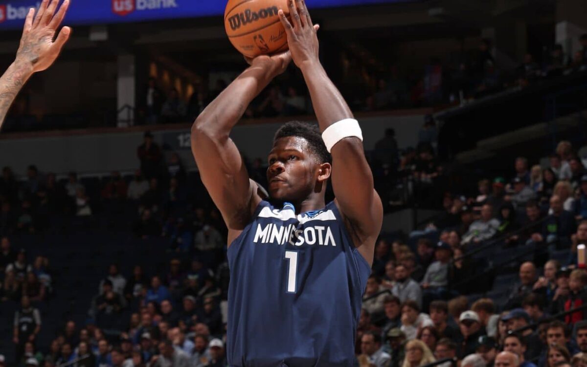 NBA: Anthony Edwards quebra recorde de Kobe Bryant nos playoffs