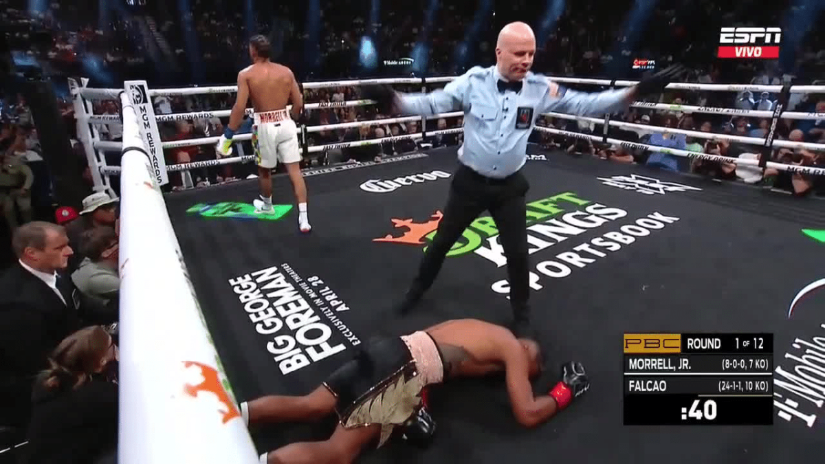 Boxe: David Morrell Jr nocauteia brutalmente Yamaguchi Falc&atilde;o no primeiro round
