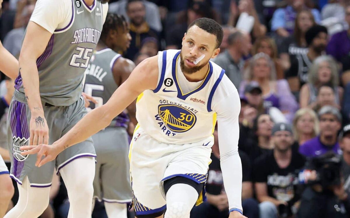 Playoffs NBA: Warriors vencem Jogo 5 e viram s&eacute;rie contra Kings