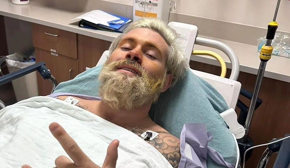 Lenda do jiu-jitsu enfrenta grave infec&ccedil;&atilde;o, relata desafio e passa por cirurgia