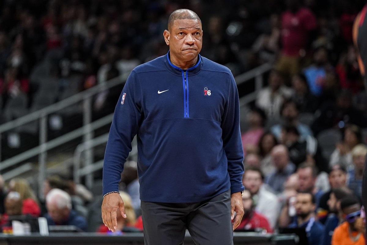Mercado NBA: Doc Rivers tem futuro definido ap&oacute;s demiss&atilde;o dos Sixers