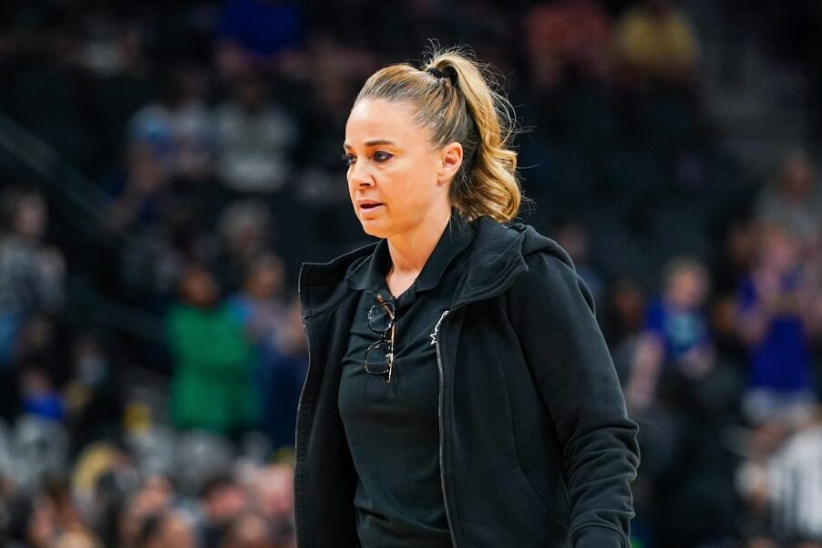 NBA: t&eacute;cnica da WNBA &eacute; punida por supostos coment&aacute;rios sobre jogadora gr&aacute;vida